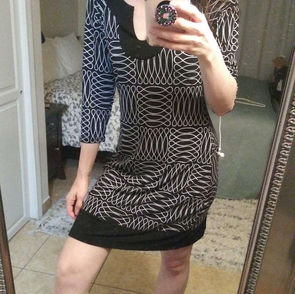 Mini Dress, black and white pattern. Size: Medium.